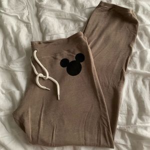 Monrow Mickey Super Soft Vintage Sweatpant